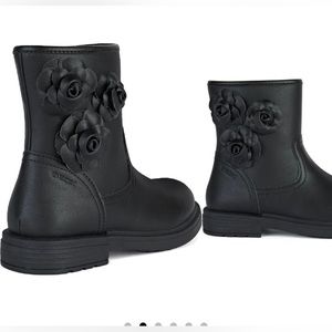NWT Geox Girls Respira Eclair Leather Boots Roses Size 35 Black.